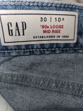GAP Light Blue Denim '90s Loose Mid Rise Jeans, Size 10s